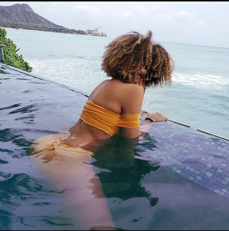 RollinWithMercy model pornographic pics