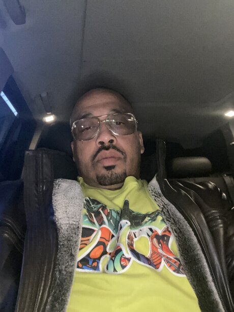 Thee 2 Deep pornstar nudes picture