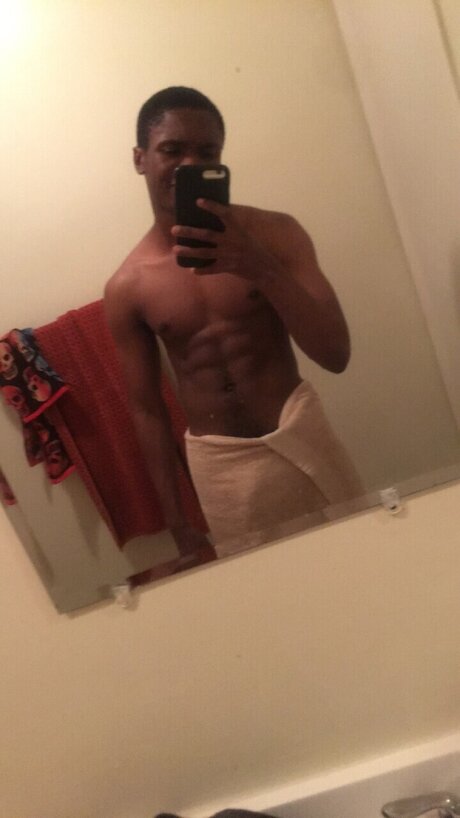 Tavian top pornstar picture