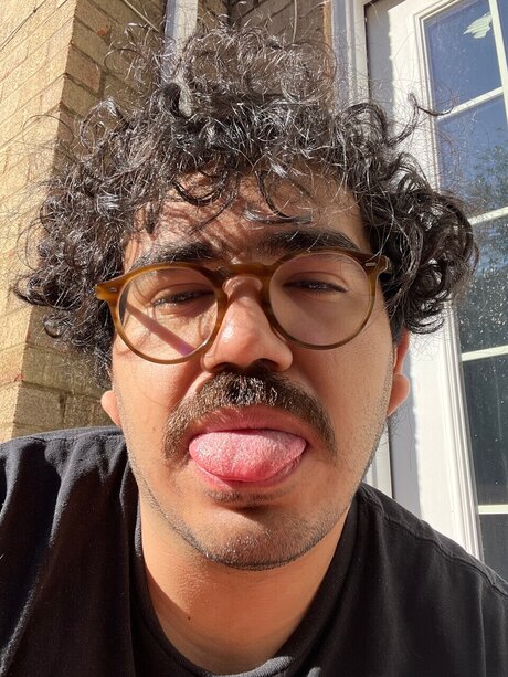 Kevin Tello sex actress photo