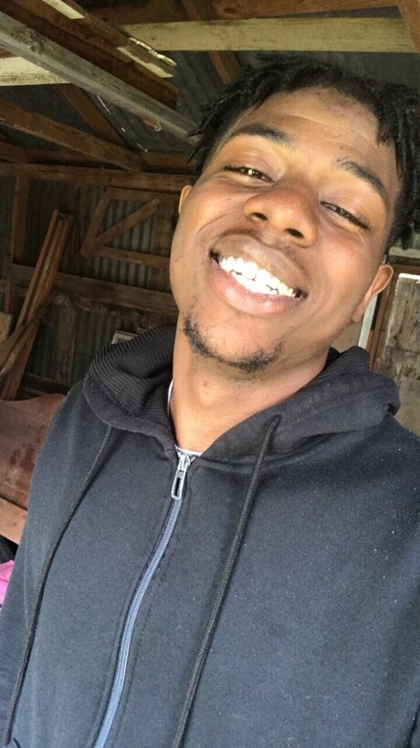 StoneyKid_ hot actress img