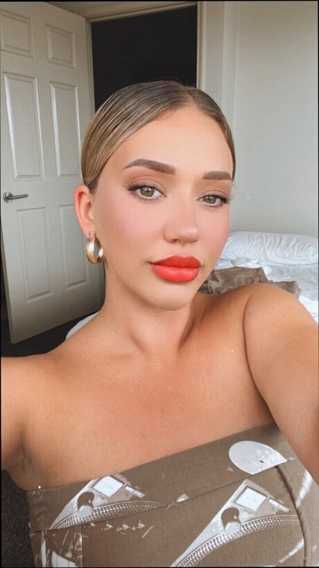 Jaymes Taylor nude model pictures