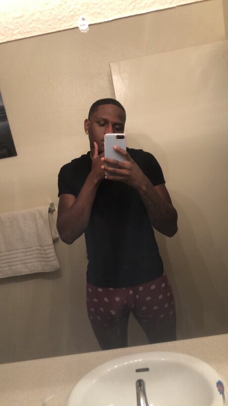 NewOnlyFans model hd photo