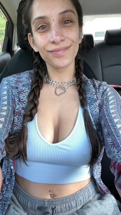 Greeneyeddaisy porn star pic