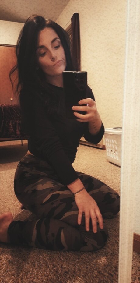 Kassieleigh20 star pornographic pics