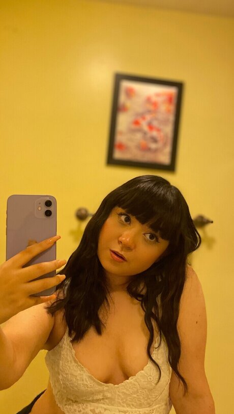 Karelly hd model image