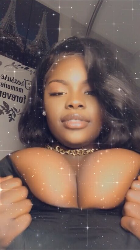 DaPrettiestBrat_ pretty pornstar images