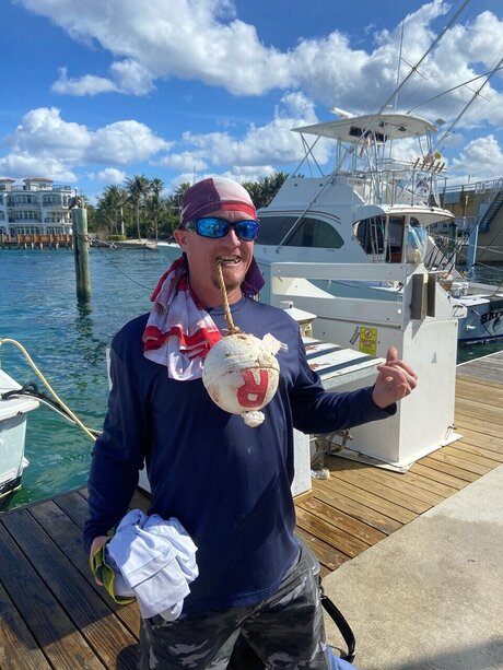 TFly star pornographic photos