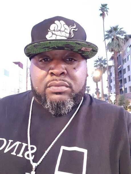 Emerg Mcvay high quality actress picture