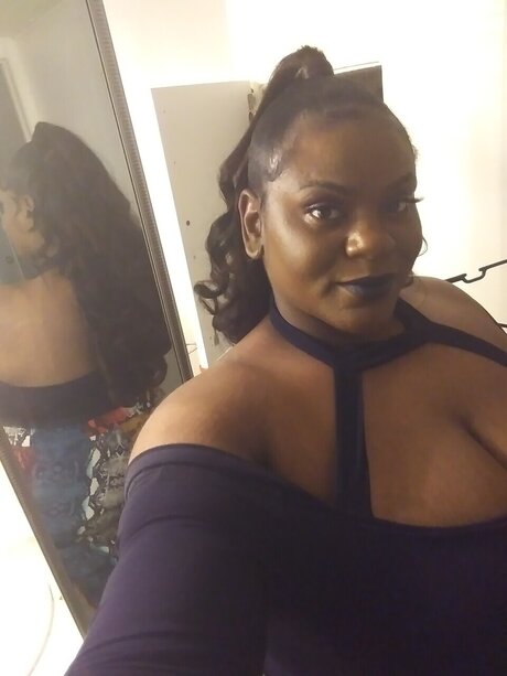 Cocoa Bunny star nudes photo