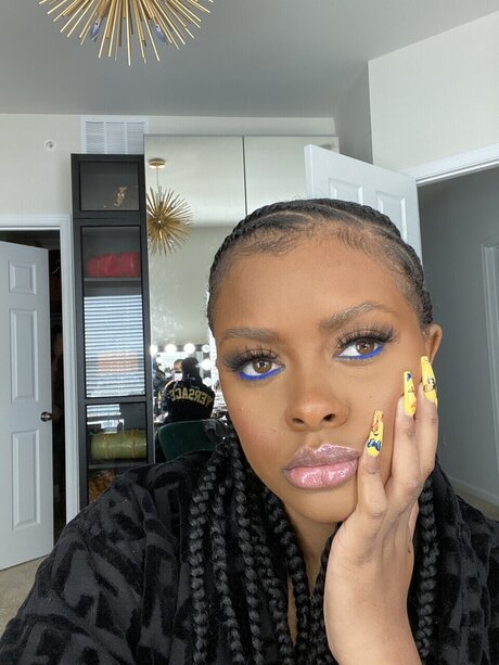 Hazel Amari pornstar adult gallery