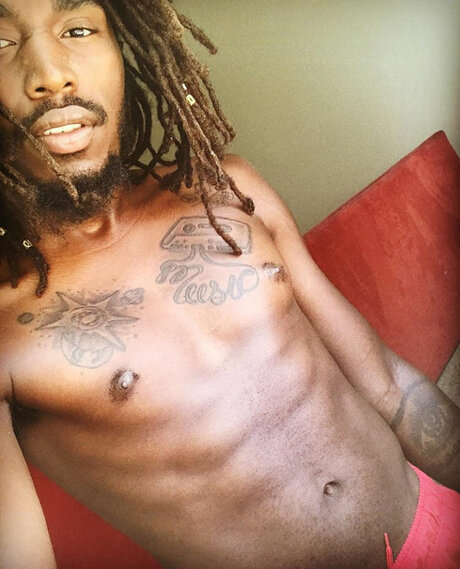 Daniel Atoms naked star archive