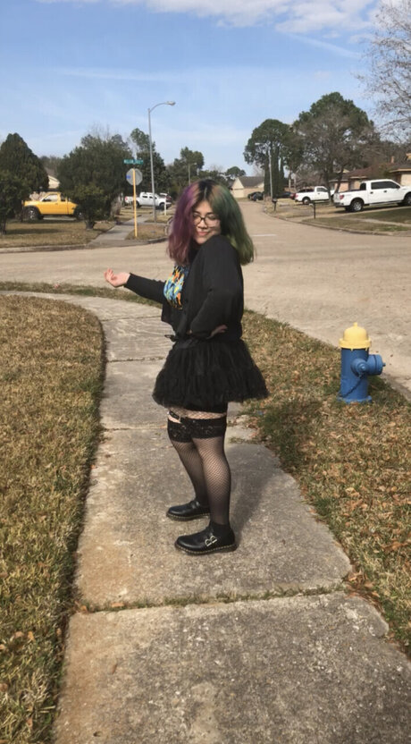 pistachio nice model pic