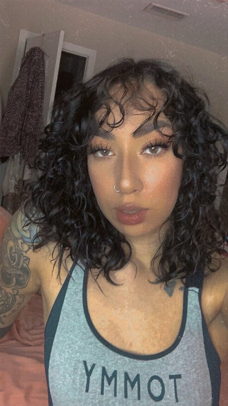 Rom Kash porn actress gallery