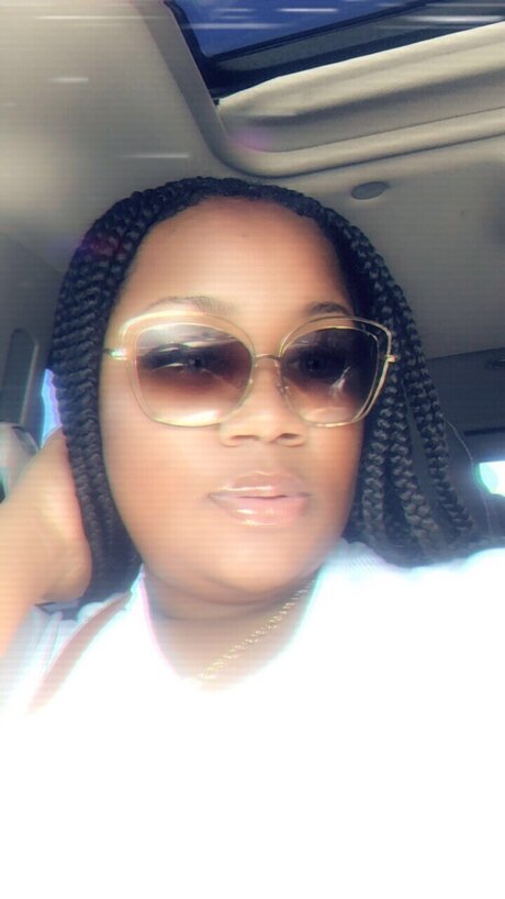 shania curtis star top pics