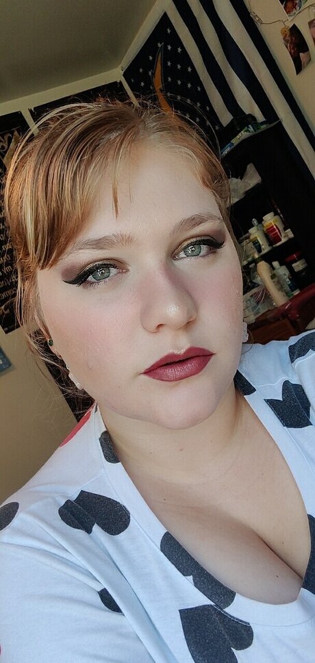 Julia Harris nudes actress archive