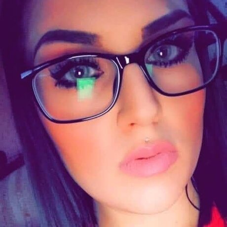 Thick girl xxx model photos