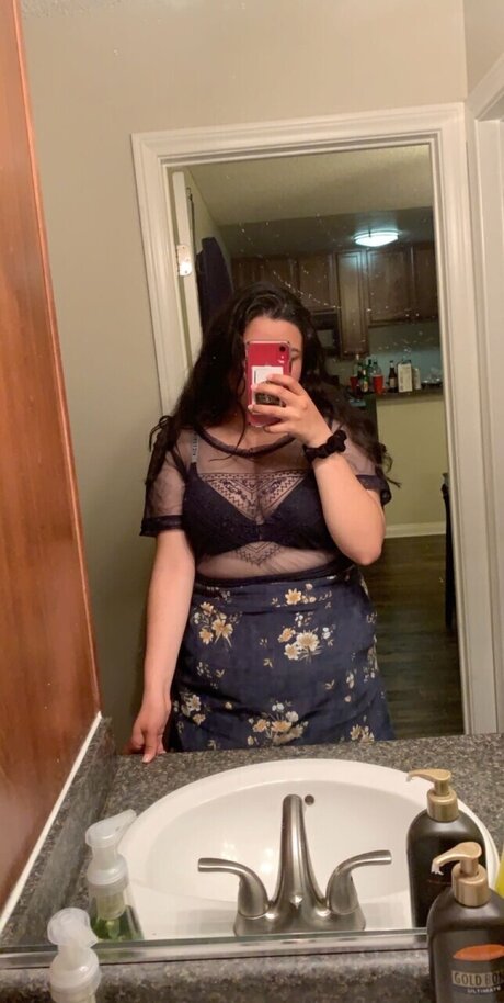 lesssss hot star archive