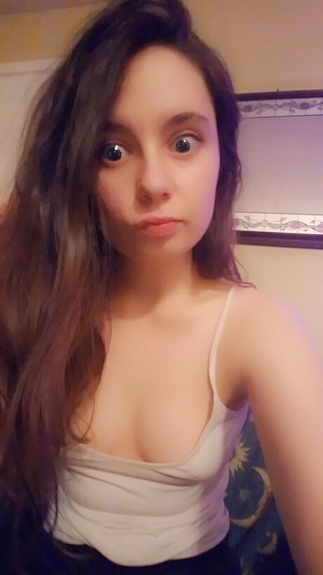 Sadie Reynolds star porn photo