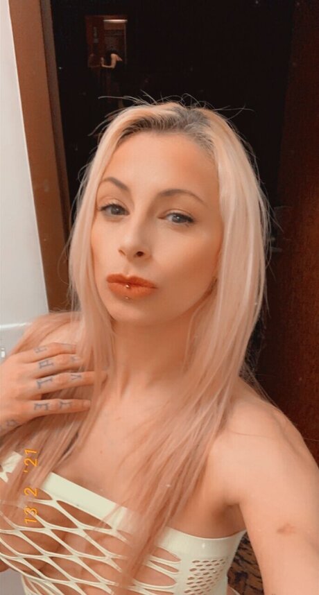 Lili secret pornstar top picture