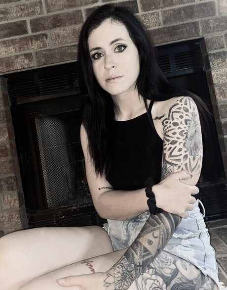 Caeli Davina free pornstar photos