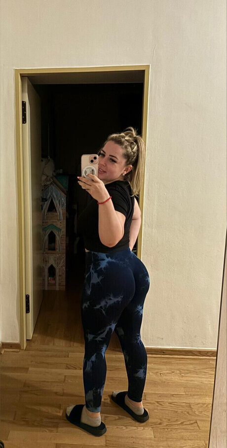 SilviaLove porn star pic