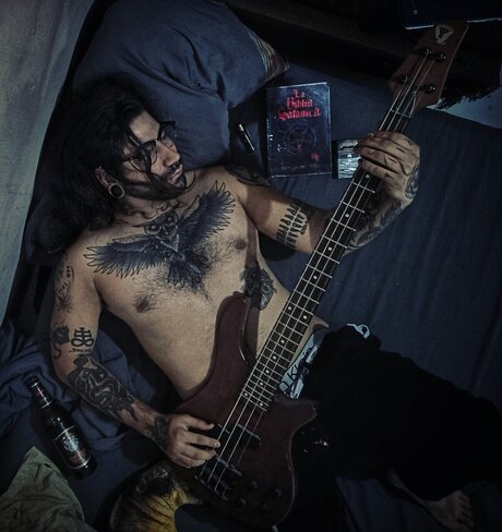 Shaitan LaVey model sex picture