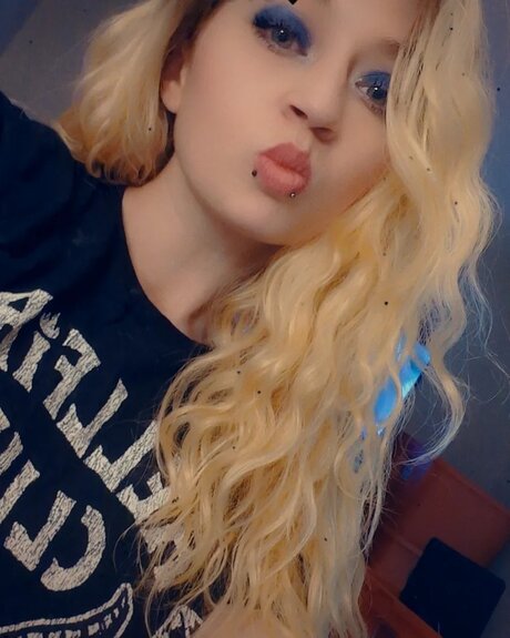 Brooke Nicole sexy star images