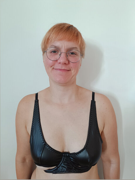 Blacklady hot actress photo