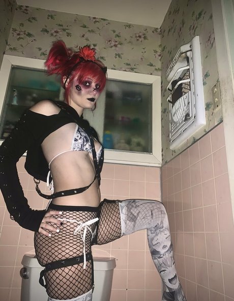 anarchyelmo model free images