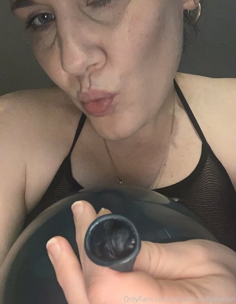 chezzmanifestation pornstar nudes picture