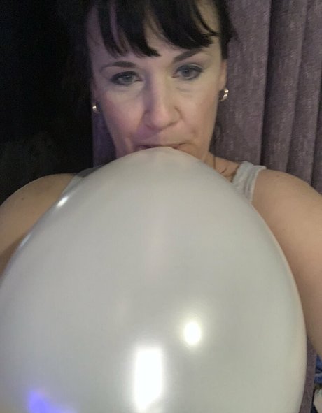 chezzmanifestation naked star pictures