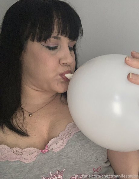 chezzmanifestation star erotic galleries