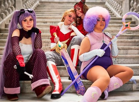 Raineemery perfect model picture