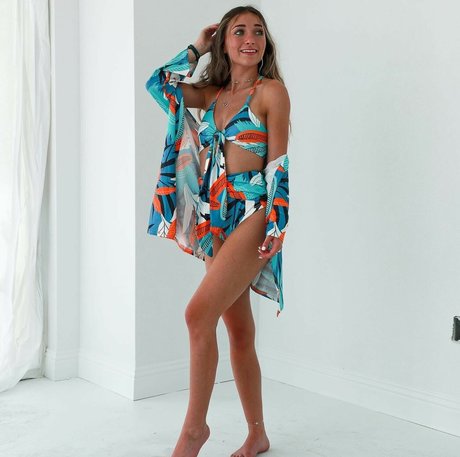 Brooklyn And Bailey pornstar art img