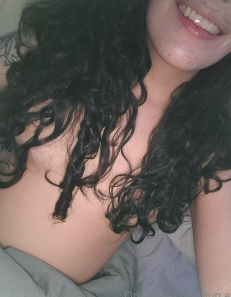 hun e xxx star galleries