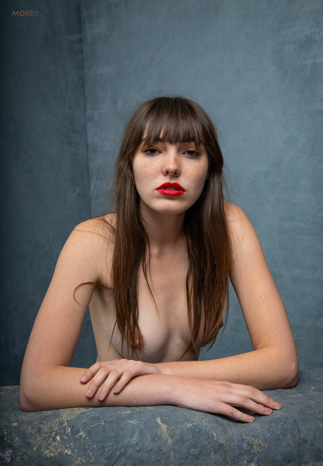 Lizzie Gunst star hot pic