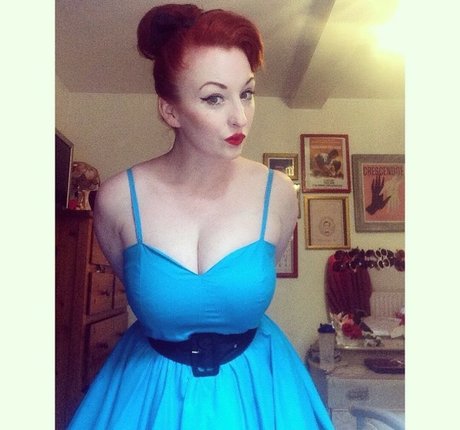 Laura Dawson xxx model galleries