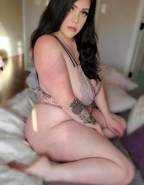 midnightxxxmoon exclusive pornstar image