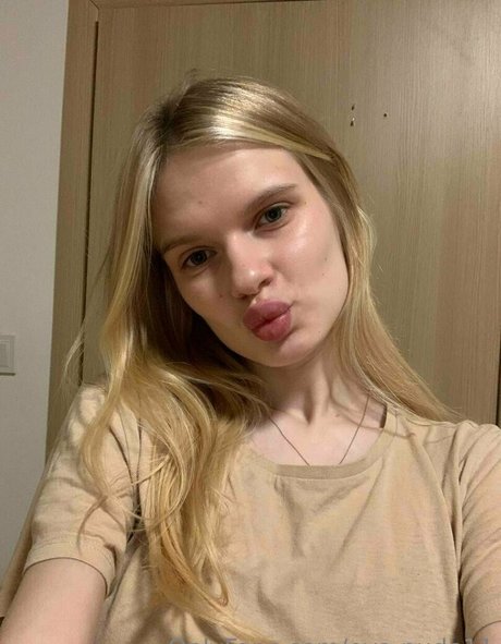 eva nude11 star exclusive picture