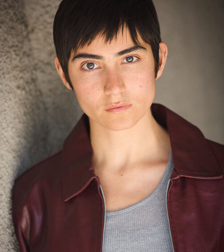 Izzi Rojas pornstar nude pics