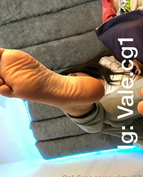 valstar12 model erotic img