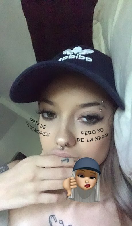 Vicky Balena nice model picture