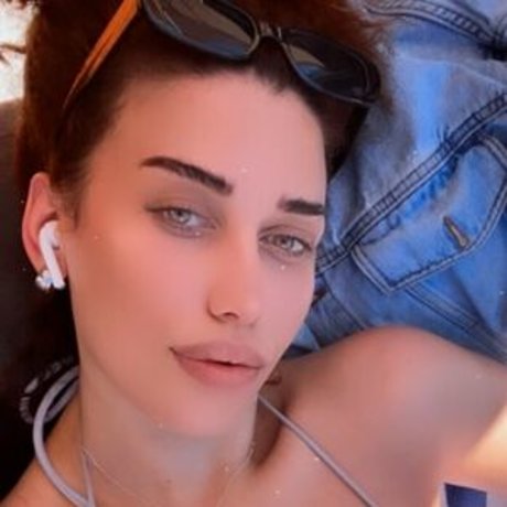 Disturbia naked actress gallery