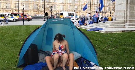 smallmolly pretty actress pics