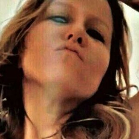 savage moon perfect actress image