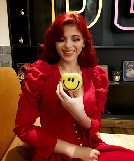 Julia chan star free picture