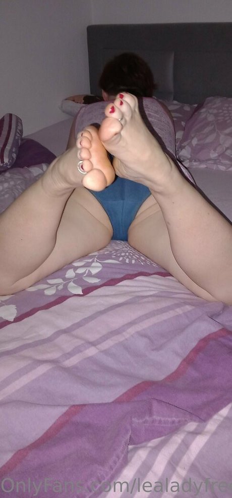 lealadyfree pornstar naked archive