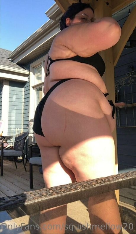 squishmellow20 top model photo