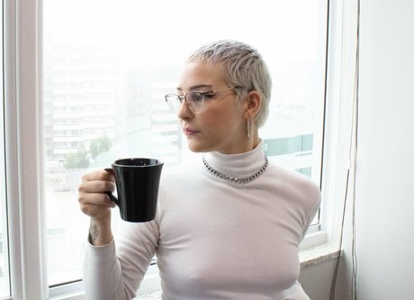 Madu Garbin beautiful pornstar image